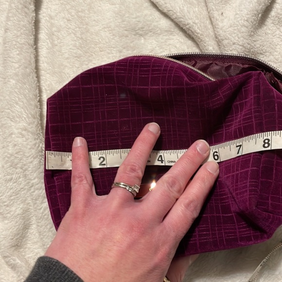 It’s Judy Time velvety makeup bag, VGUC - Picture 8 of 10